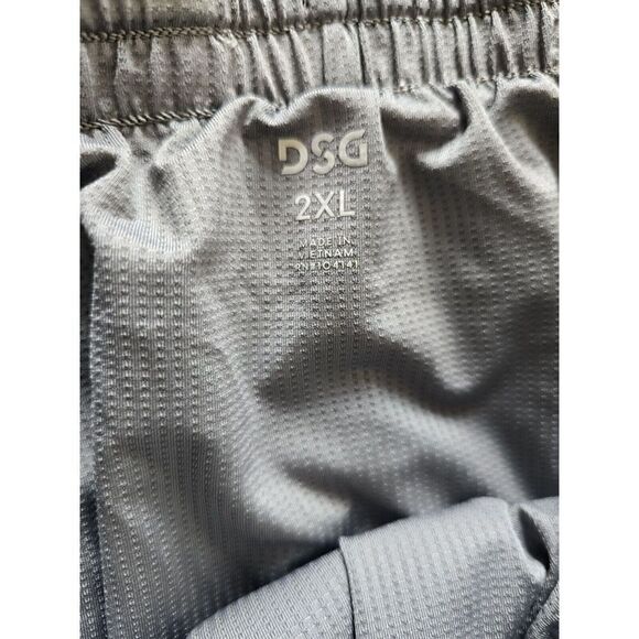 DSG Mens Sz 2XL Swim Trunks Lined Pockets Elastic Waist - Picture 2 of 7